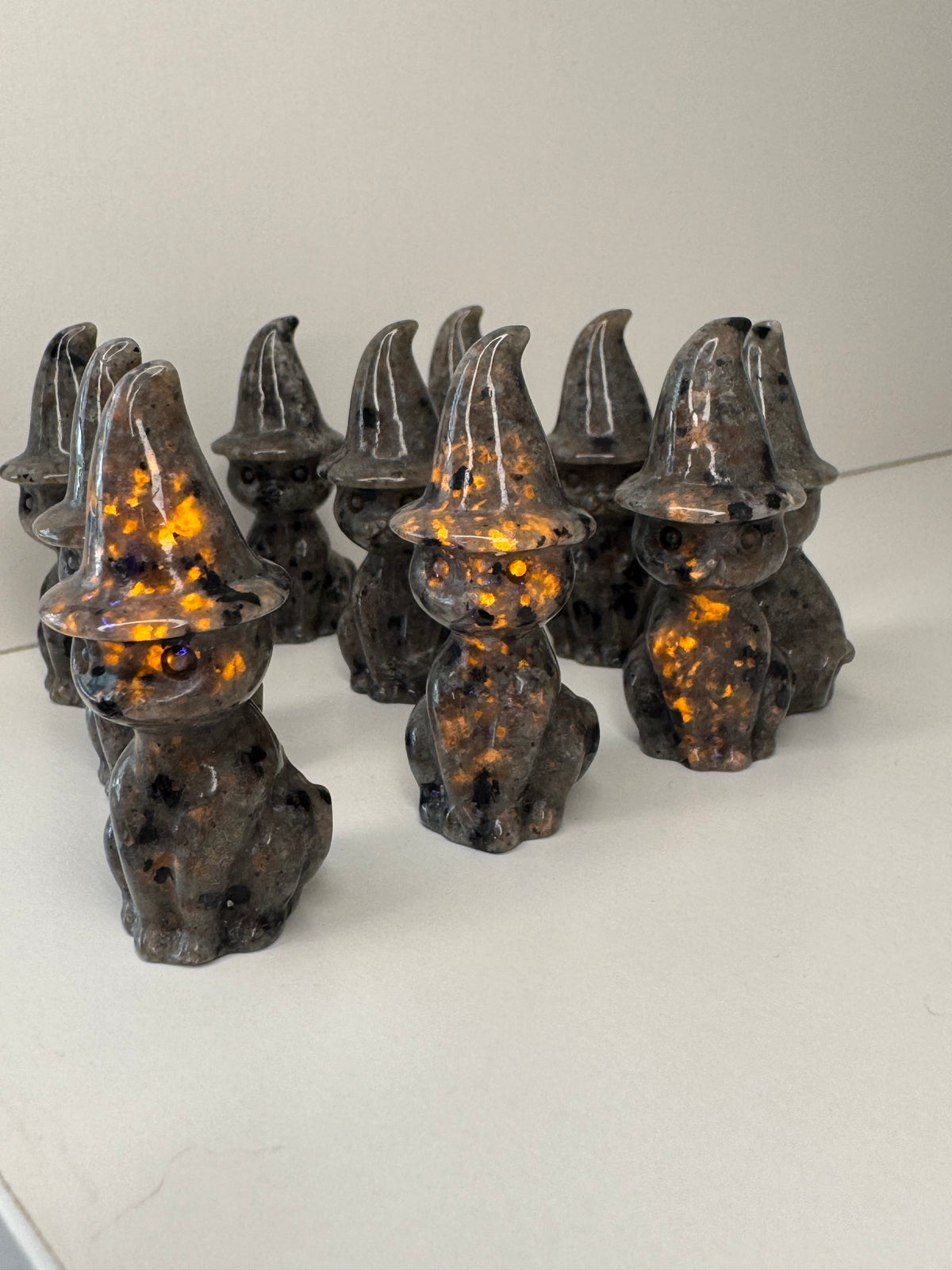 Yooperlite Witch Cat (UV light to activate, not included)